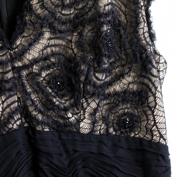 Tadashi Shoji evening dress black gown upscale chic maxi long event gala lace 16 - Picture 4 of 8